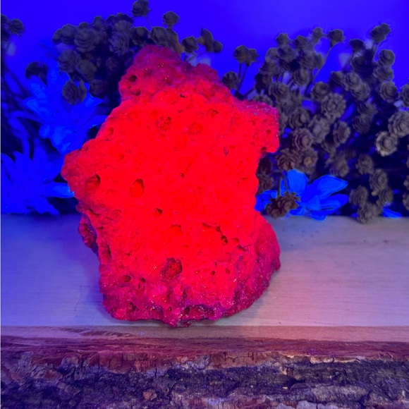 Sponge / Honeycomb Ruby Chunk - Picture 4 of 10